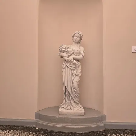 Promenaden ホテル 4*