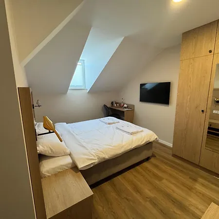 ホテル Promenaden 4*