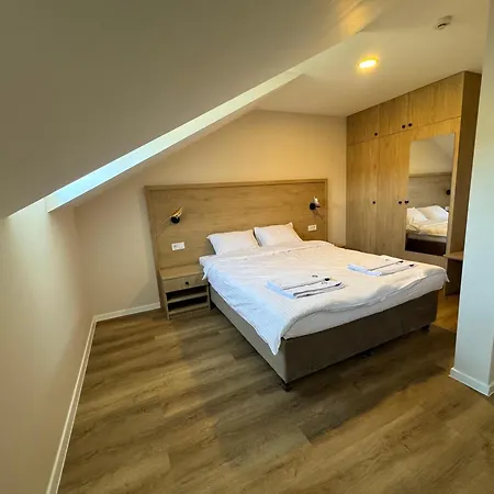 Promenaden Hotel 4*